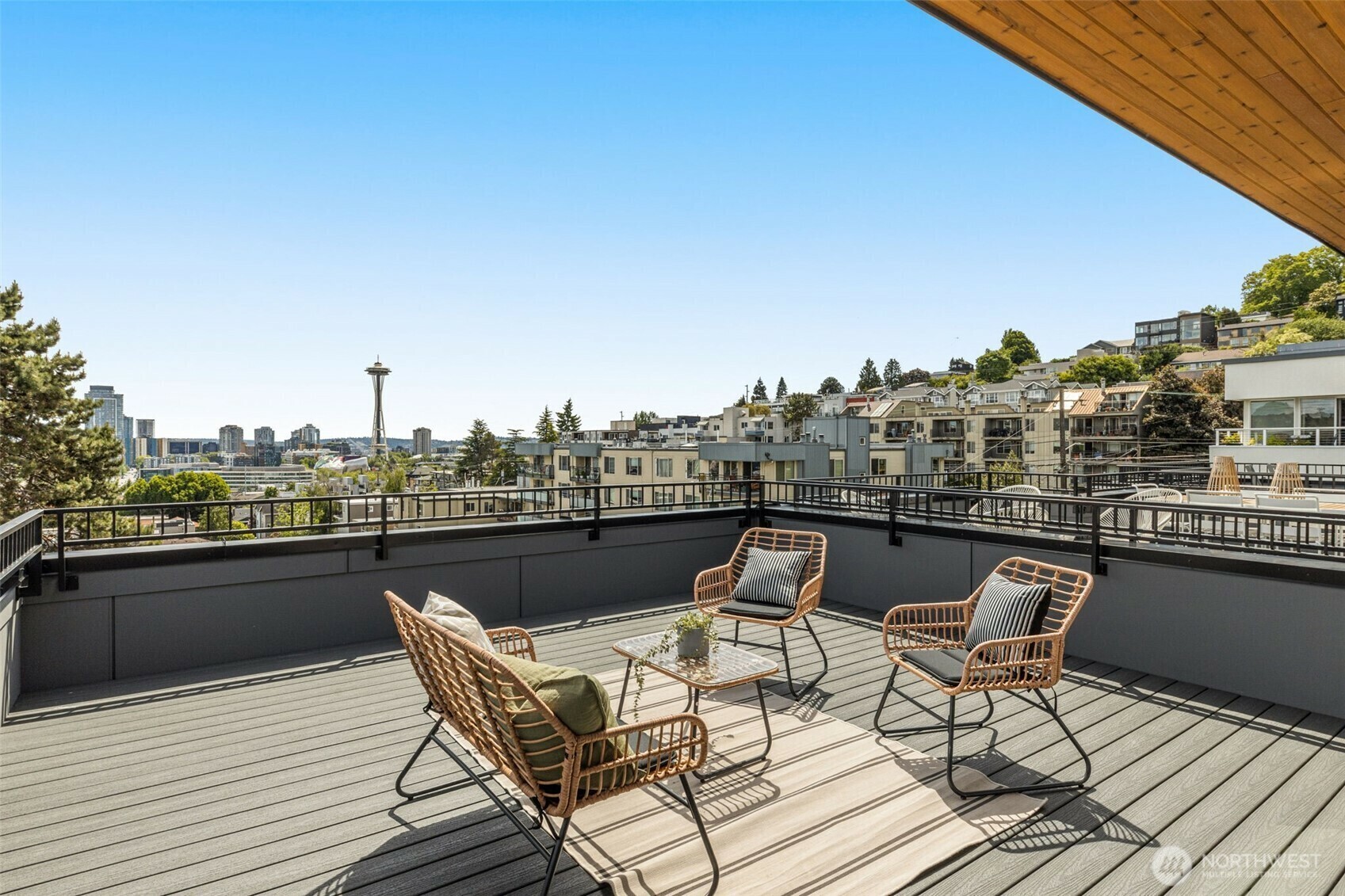 Property Photo: 564 Lee Street WA 98109