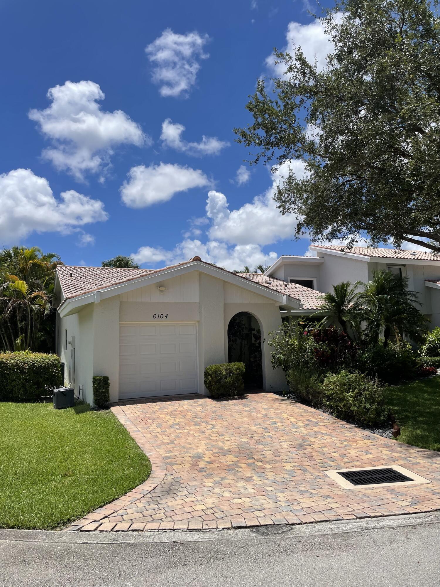 Property Photo: 6104 Belleza Lane FL 33433