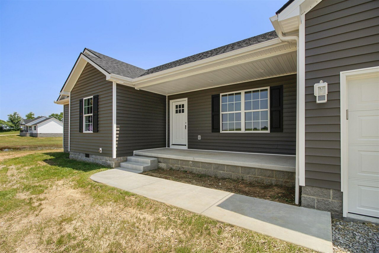 Property Photo: 654 Whickerville Road KY 42746