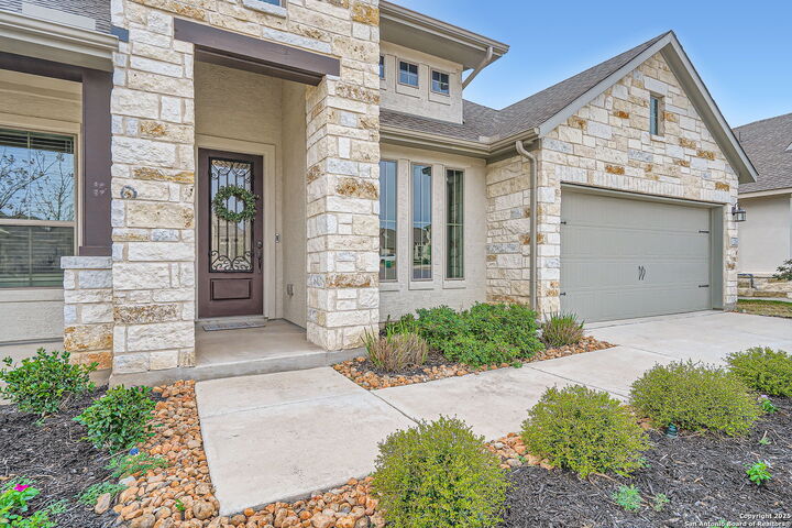 Property Photo:  125 Maravillas  TX 78006 