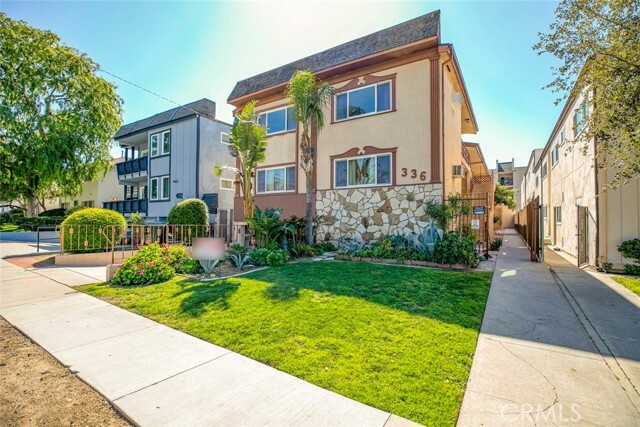 Property Photo: 336 E Dryden Street 3 CA 91207