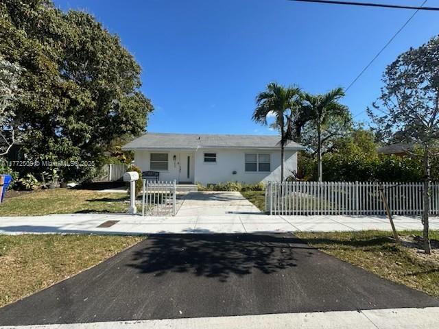 3005 SW 24th Ter  Miami FL 33145 photo