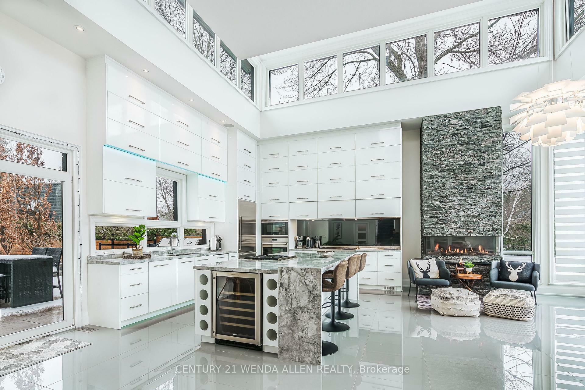 Photo de la propriété: 125 Craigmore Crescent ON L9Y 0N6