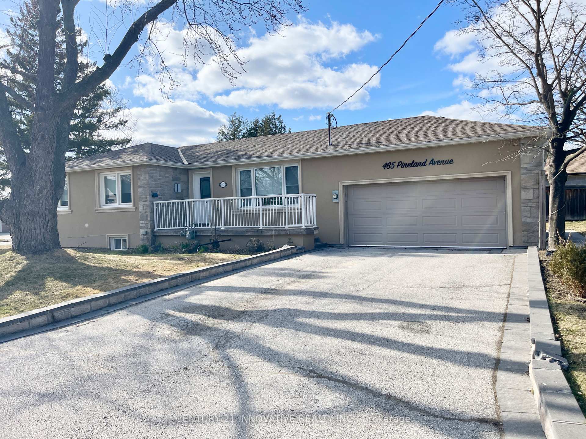 465 Pineland Avenue  Oakville ON L6K 1Z6 photo