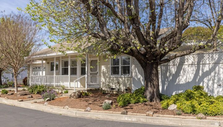 Property Photo: 1759 Eardley Avenue CA 95401