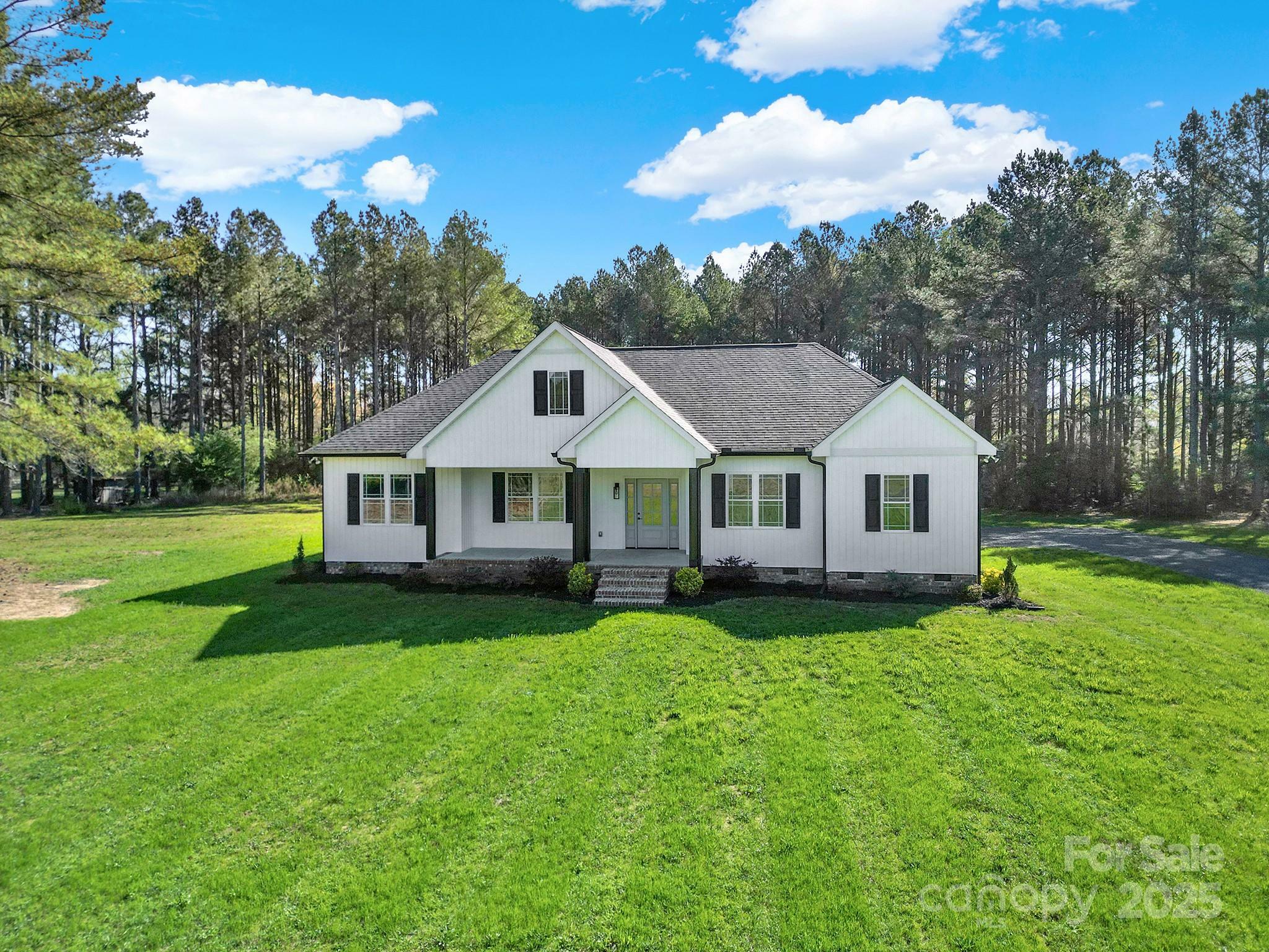 Property Photo: 1380 Bowers Road NC 28133