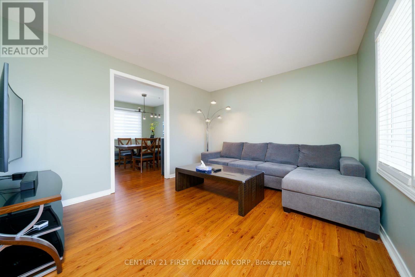 Property Photo: 215 Beattie Street ON N7G 2X3