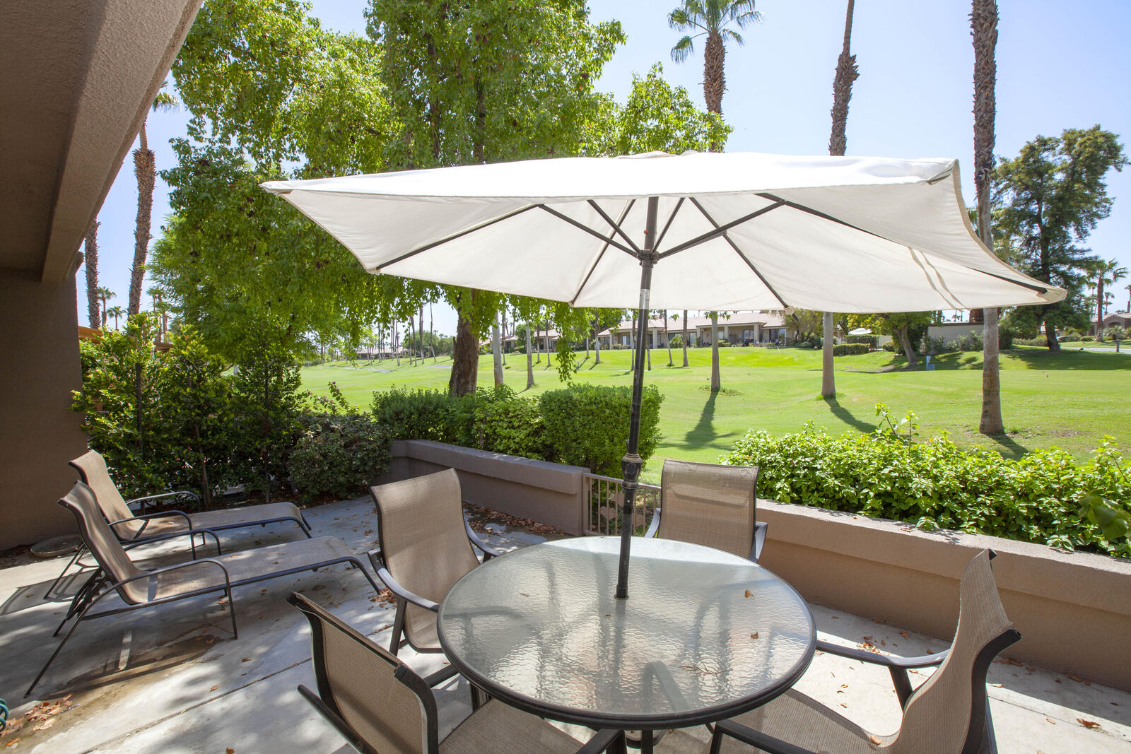 Property Photo: 76131 Impatiens Circle CA 92211