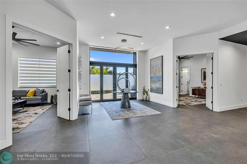 419 NE 22nd Street  Wilton Manors FL 33305 photo