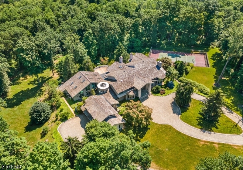Property Photo:  38 Sheepfield Farms Dr  NJ 07920 