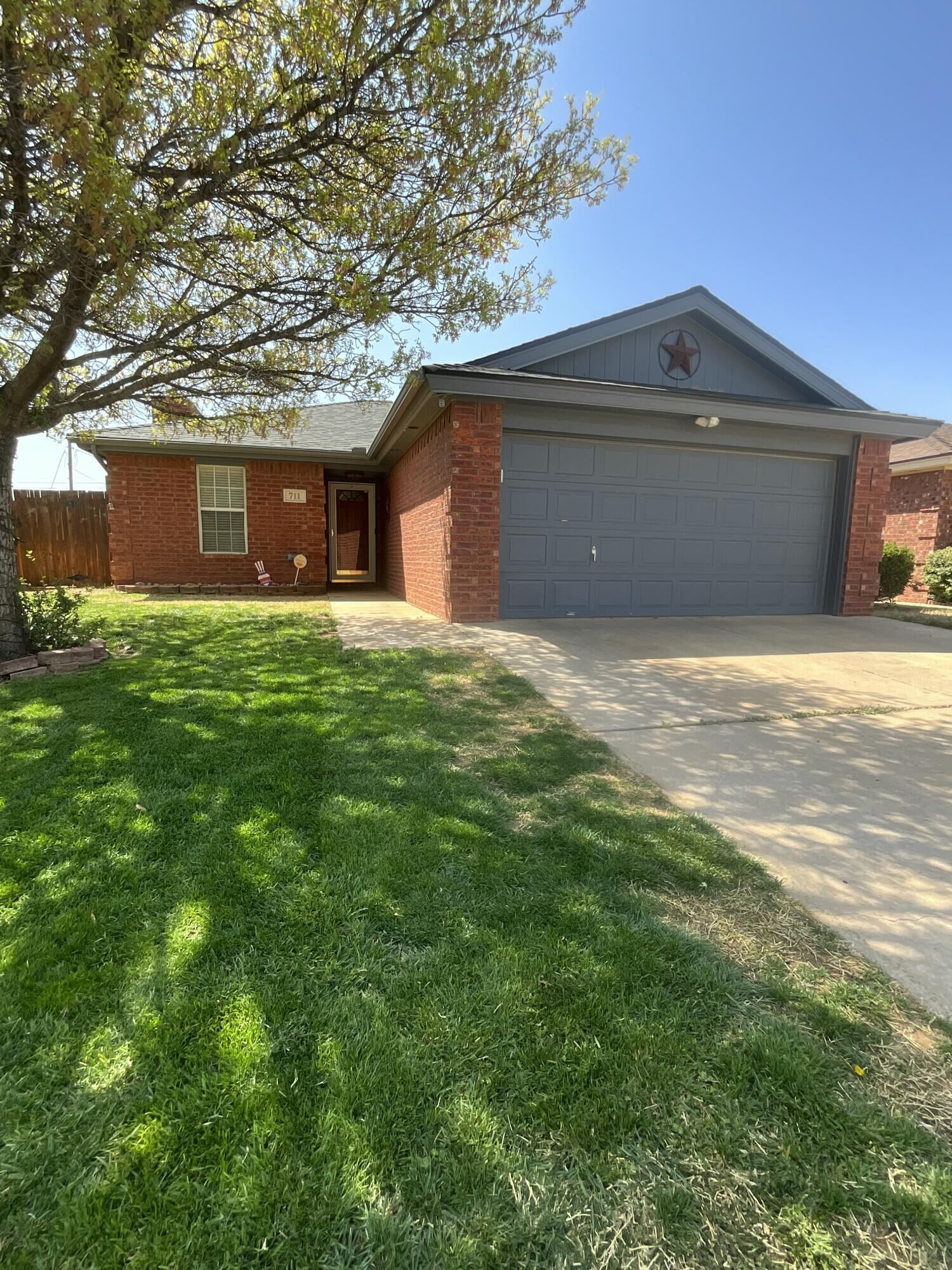 Property Photo:  711 9th Street  TX 79382 