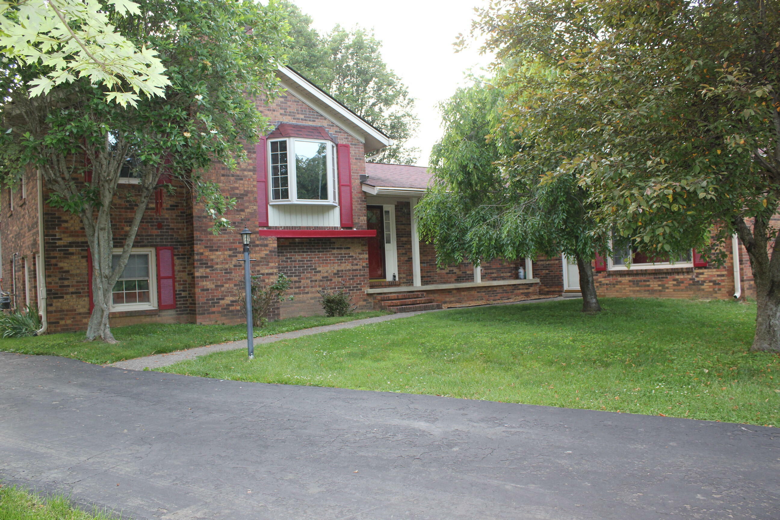 Property Photo: 18 Ryswick Lane KY 40601