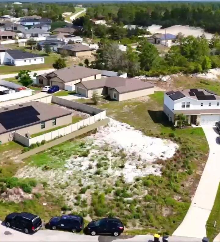 Property Photo:  17 Larch Lane  FL 34759 