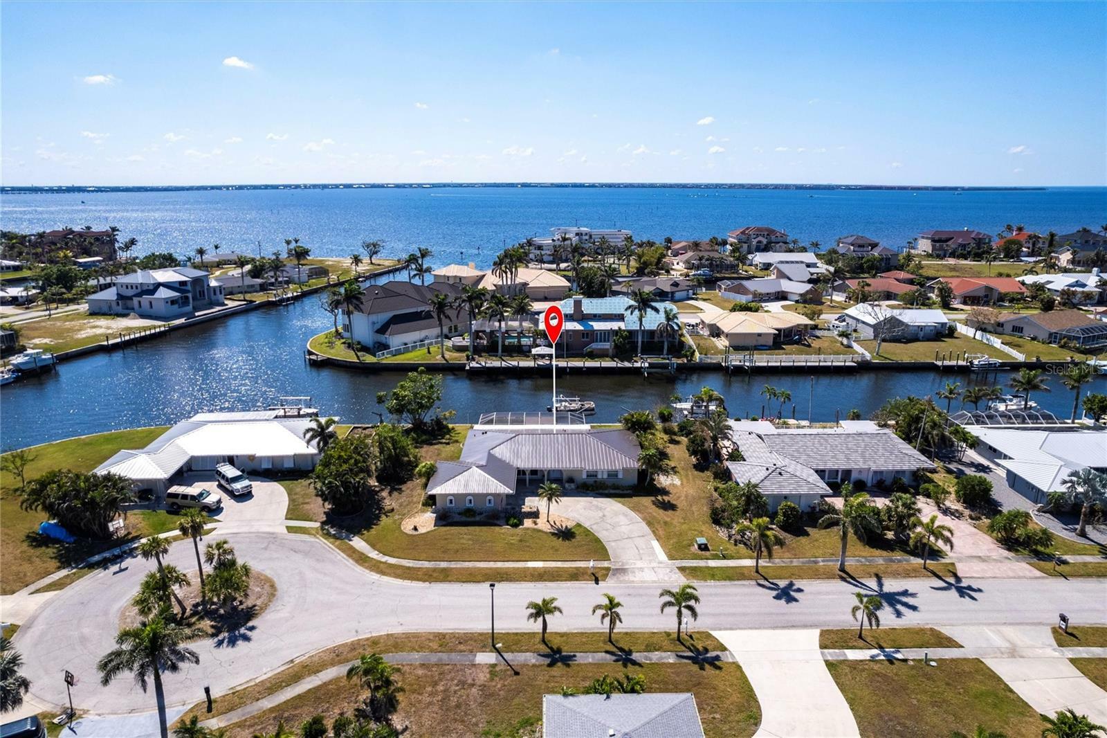 Property Photo: 275 Tait Terrace SE FL 33952
