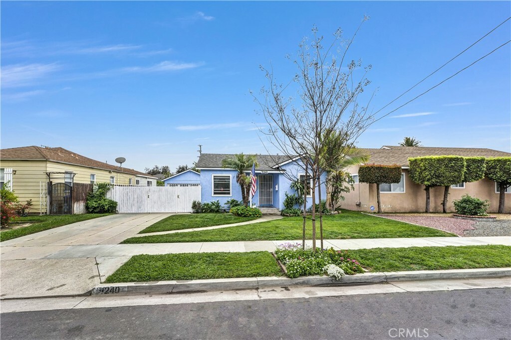 Property Photo: 9240 Mayne Street CA 90706