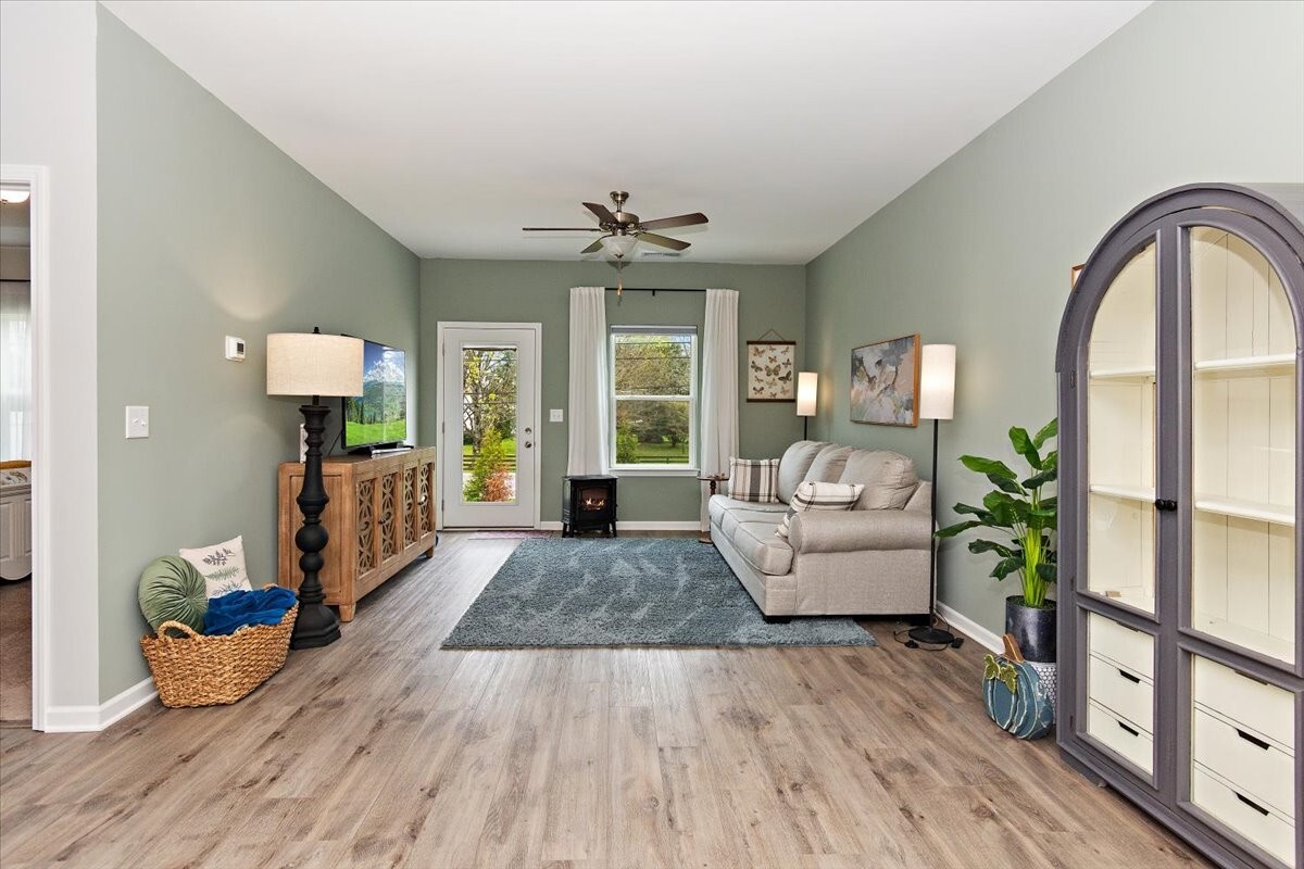 Property Photo:  110 Townsend Ave  TN 37160 