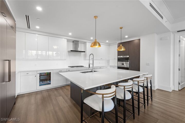 1130 3rd Avenue S 215  Naples FL 34102 photo