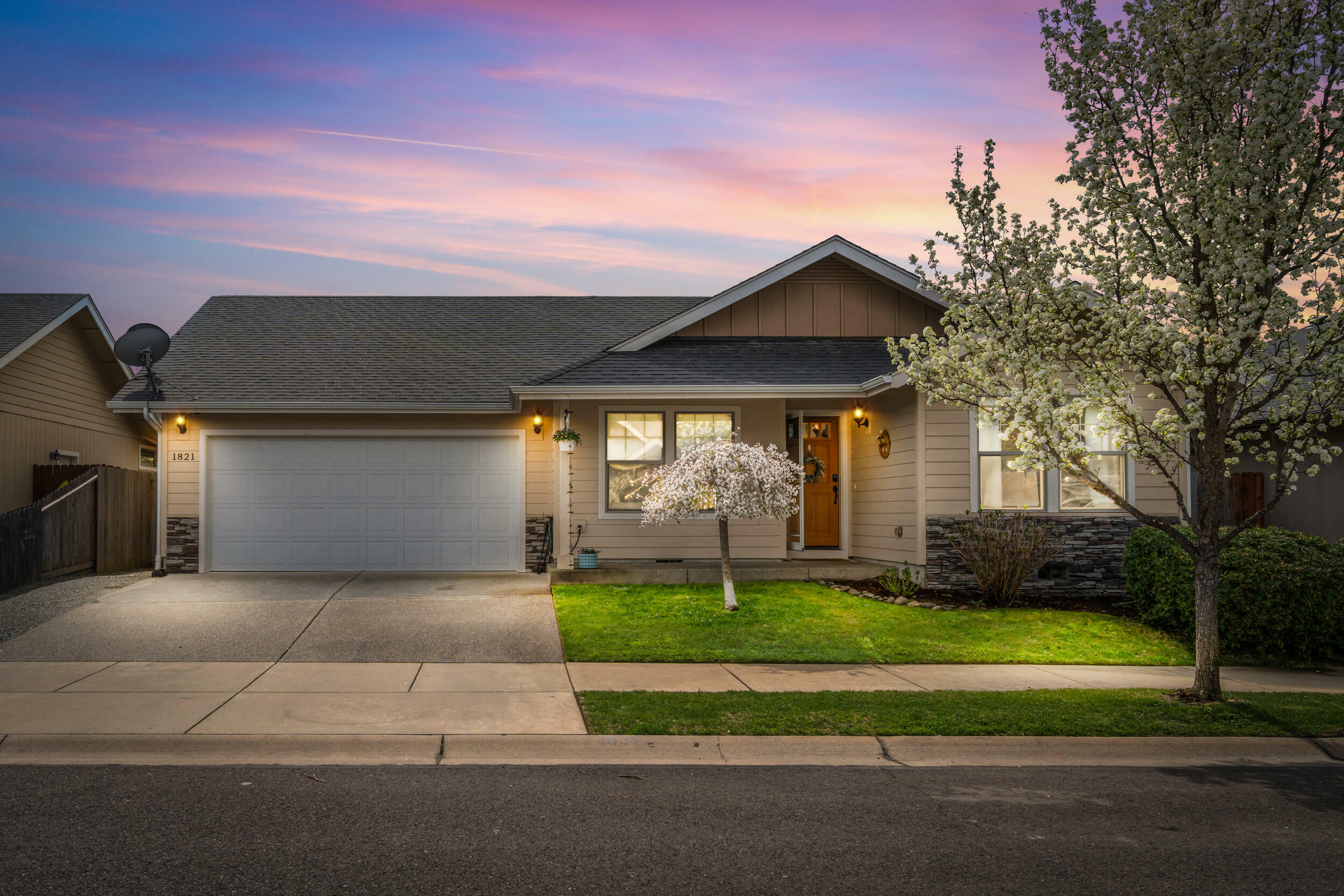 1821 SW I Street  Grants Pass OR 97526 photo