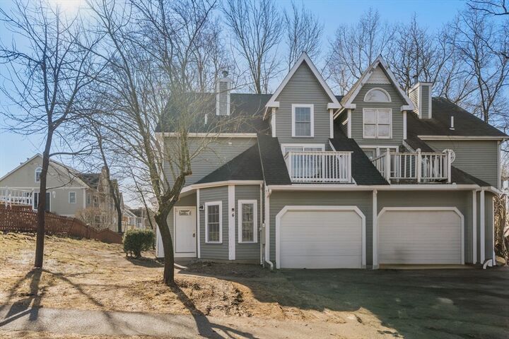 Property Photo: 4 Midgley Ln MA 01604