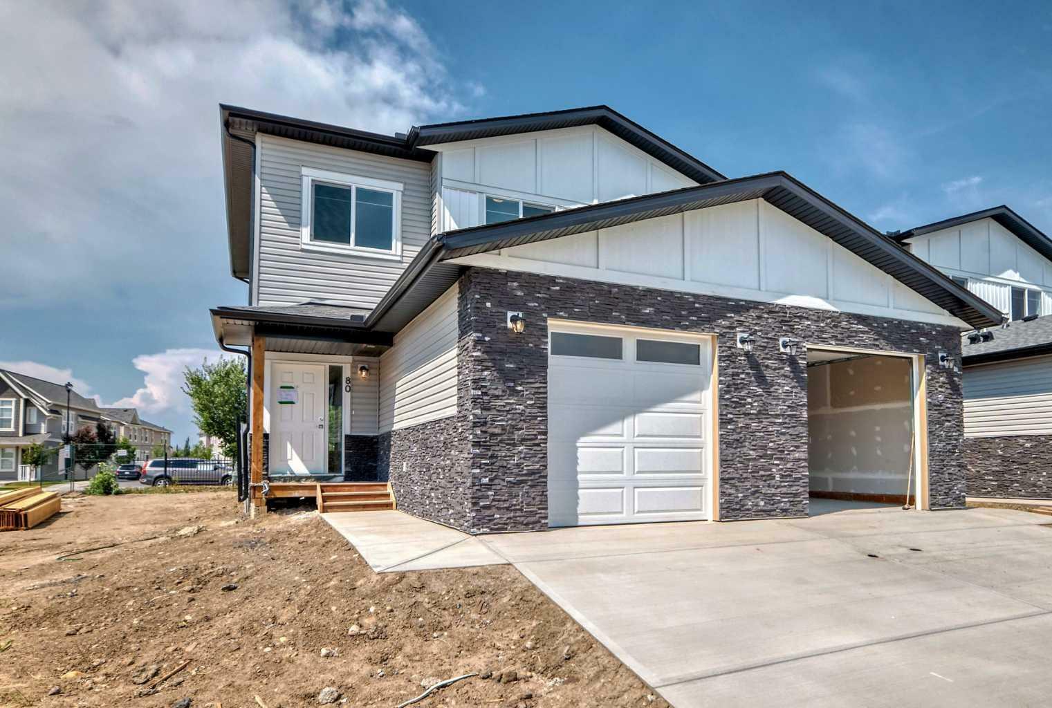 Property Photo: 351 Monteith Drive SE 72 AB T1V 0G1