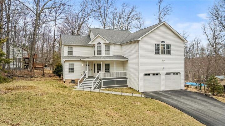 3211 Lake View Drive  Henryville PA 18332 photo