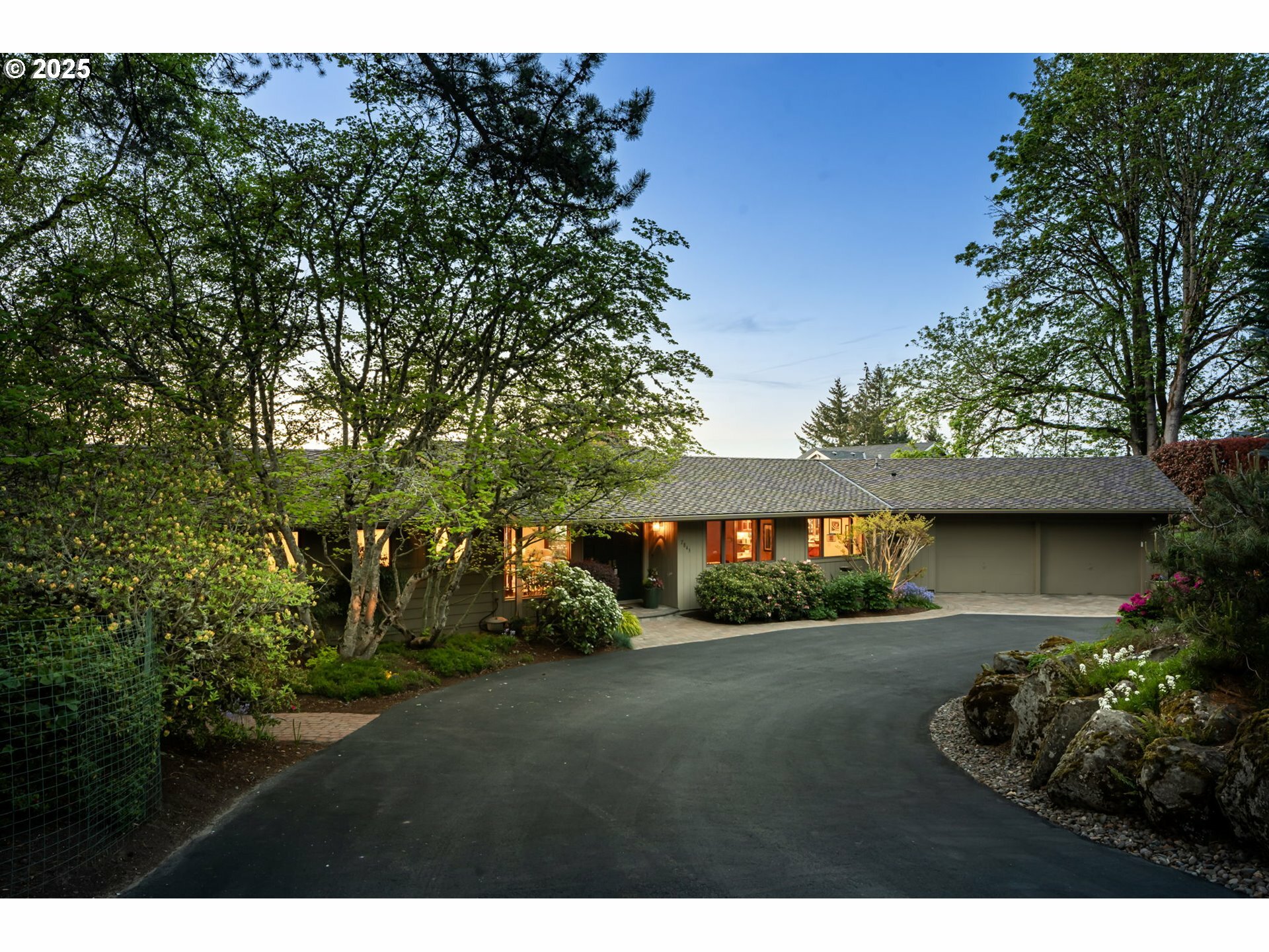 7845 SW Miller Hill Rd  Beaverton OR 97007 photo