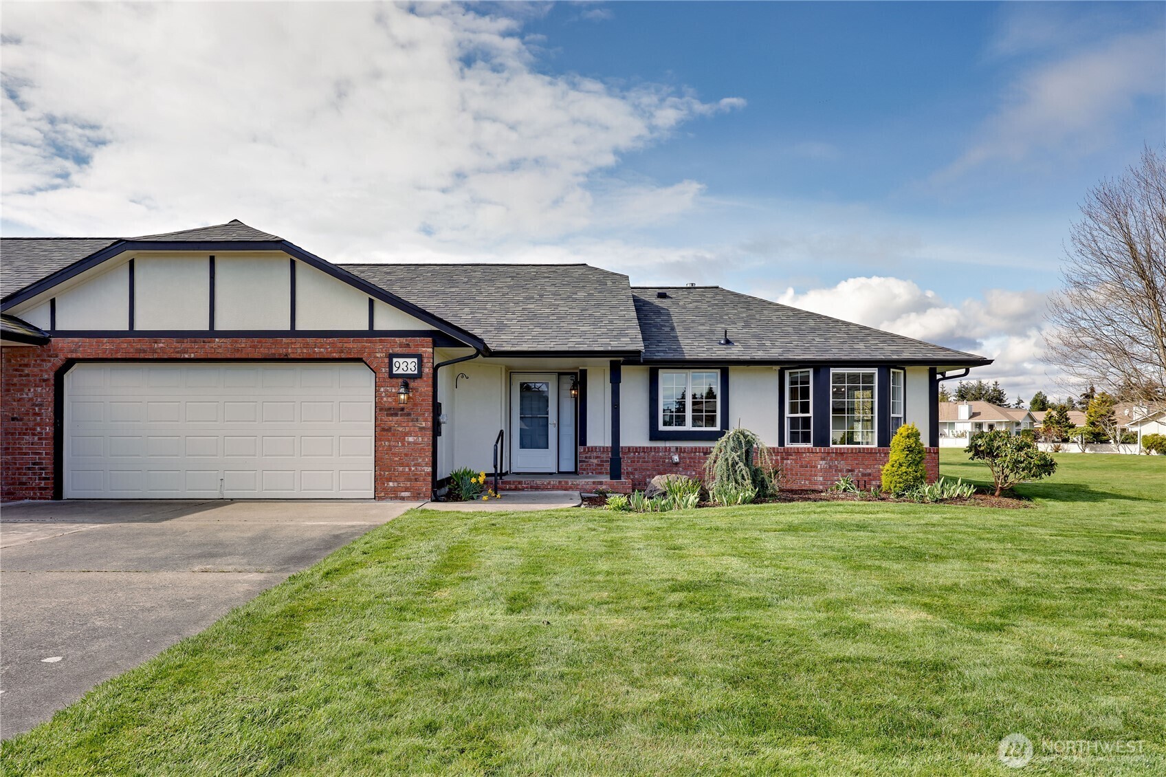 Property Photo: 933 N Woolsey Court WA 98382