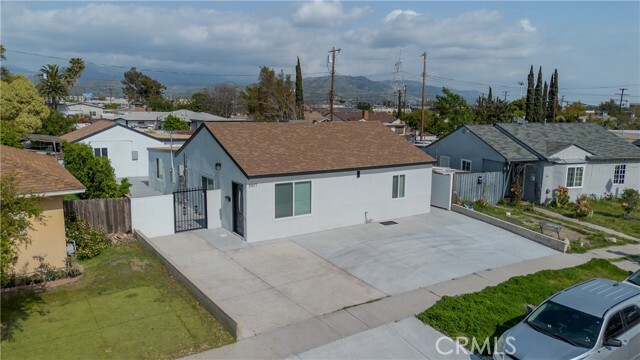 11917 Burton Street  North Hollywood CA 91605 photo