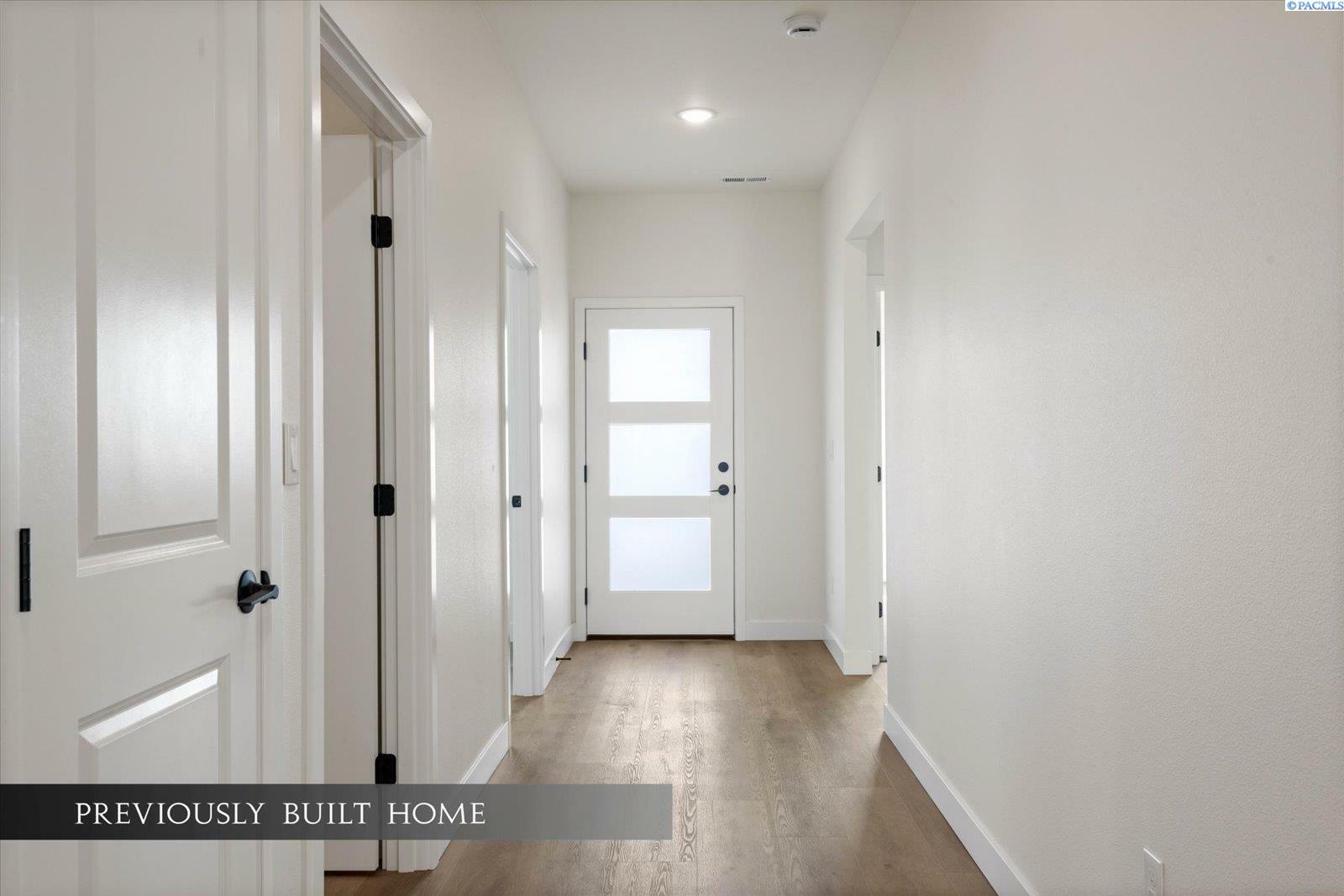 Property Photo: 1122 Fairhaven Loop 29 WA 99352
