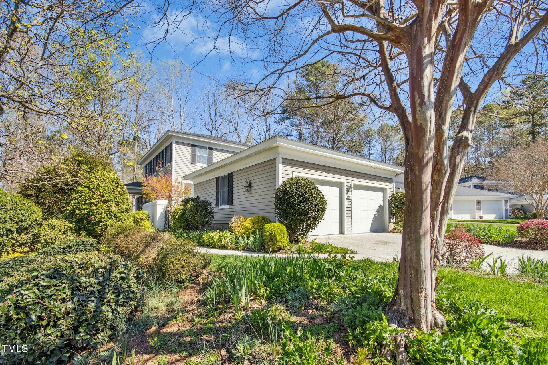 Property Photo: 1309 Langdon Place NC 27312