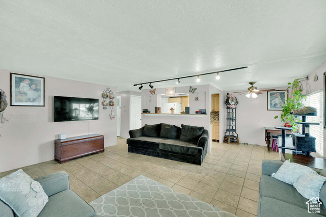 Property Photo: 190 E Nimue Cir 133 UT 84054