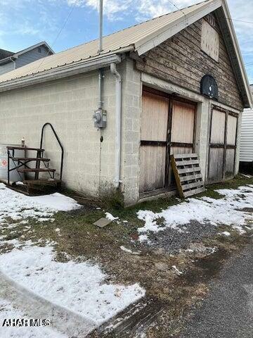 Property Photo: 604 First Avenue PA 16602