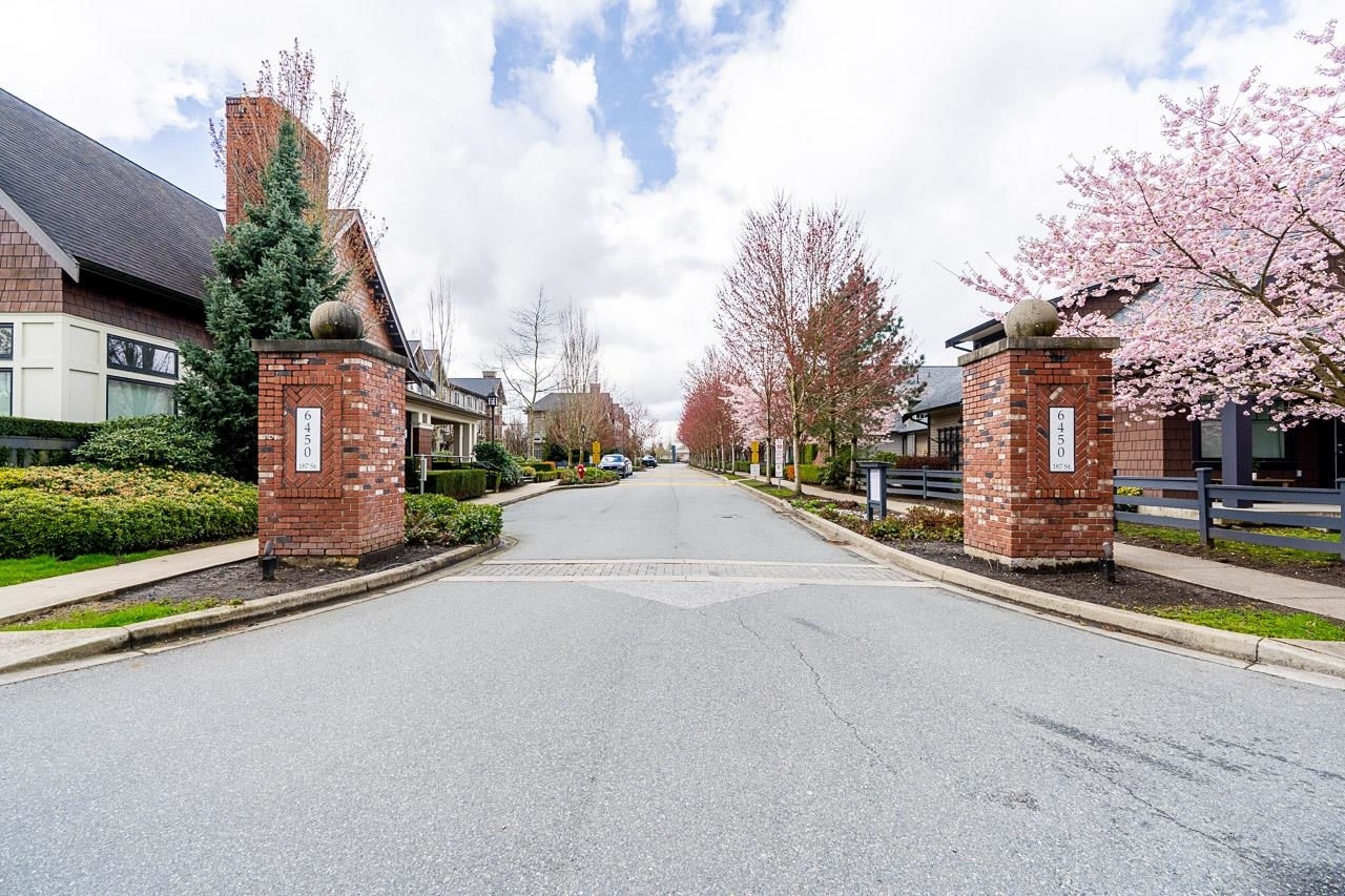 Photo de la propriété: 6450 187 Street 21 BC V3S 2X4