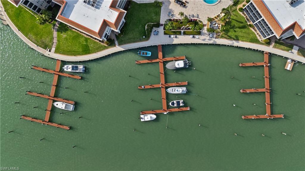 Property Photo:  222 Harbour Dr 104  FL 34103 