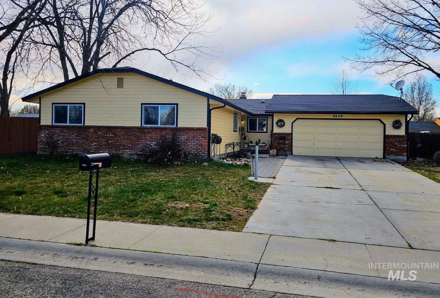 3859 N Payson Ave  Boise ID 83704 photo