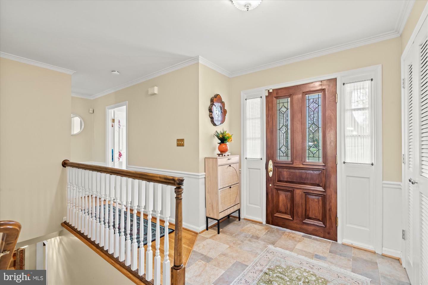Property Photo: 2402 Popkins Lane VA 22306