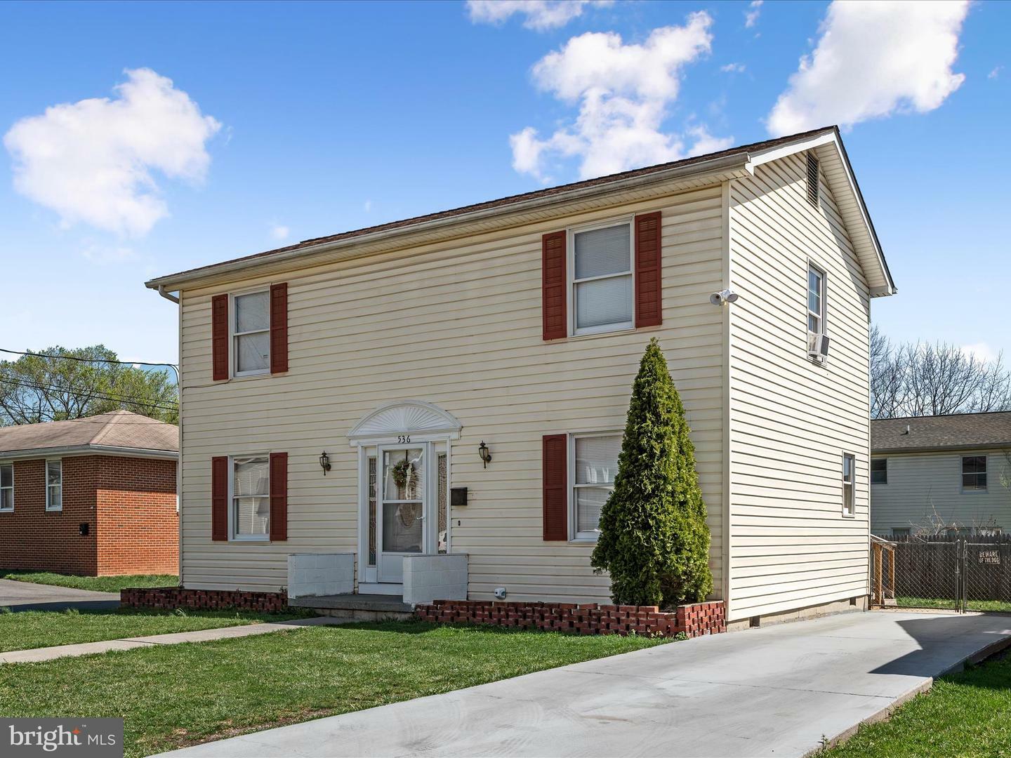 Property Photo: 536 Gray Avenue VA 22601