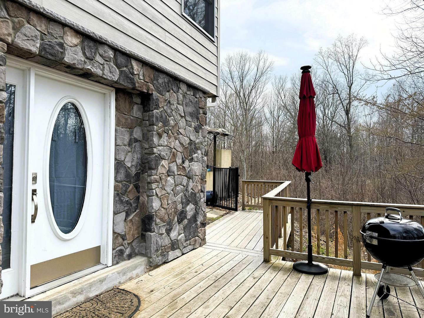Property Photo:  1251 Hinton Drive  MD 20639 