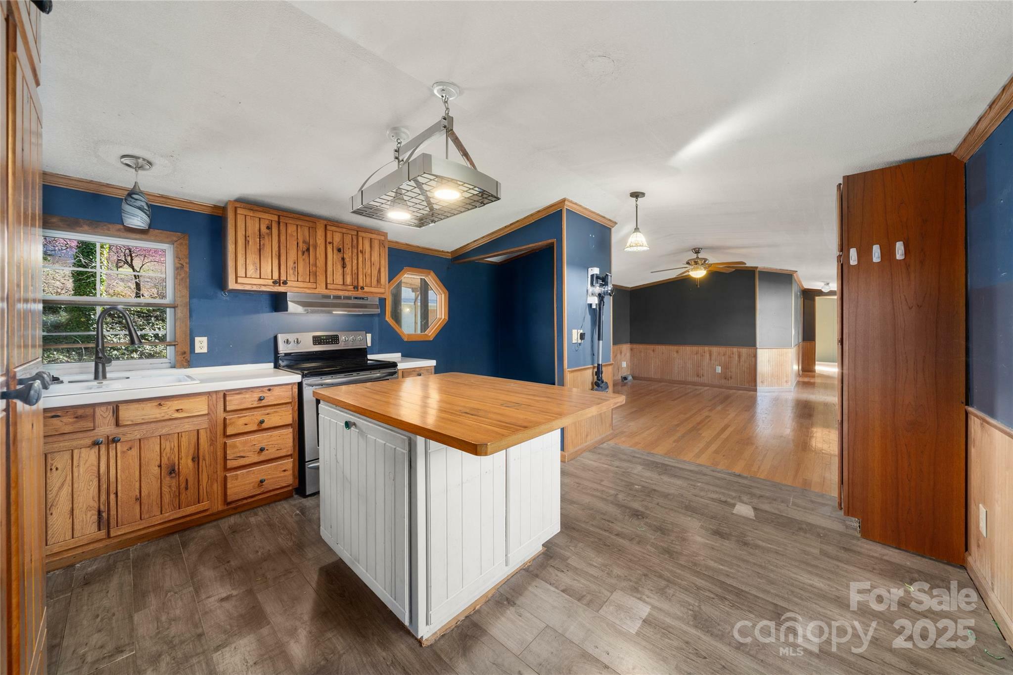 Property Photo: 51 Ferguson Lane NC 28751