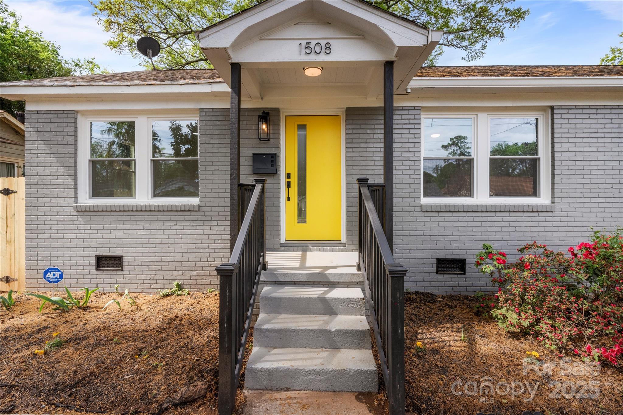 Property Photo: 1506-1508 Matheson Avenue NC 28205