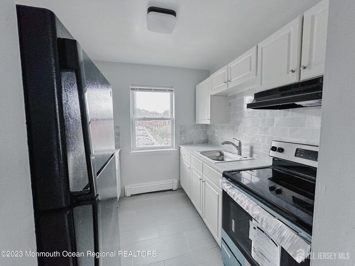 289 Main Street 6K  Spotswood NJ 08884 photo