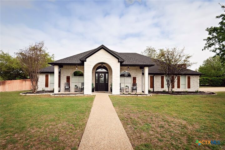 Property Photo:  1201 Ambrose Drive  TX 76571 