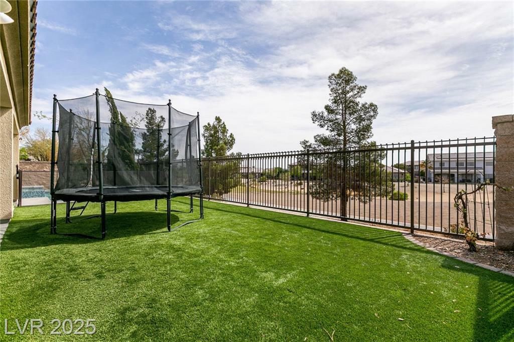 Property Photo: 7416 Redhead Drive NV 89084