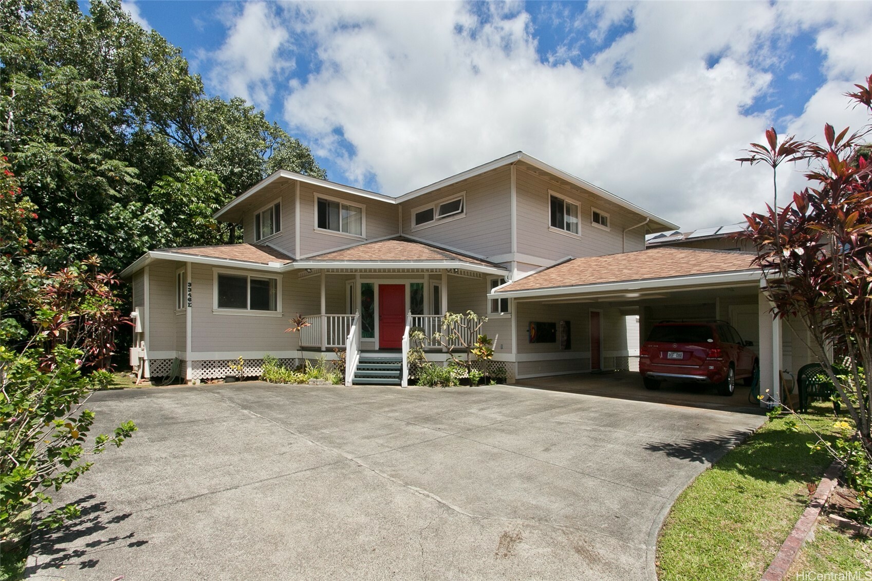 Property Photo: 3346 E Manoa Road E HI 96822