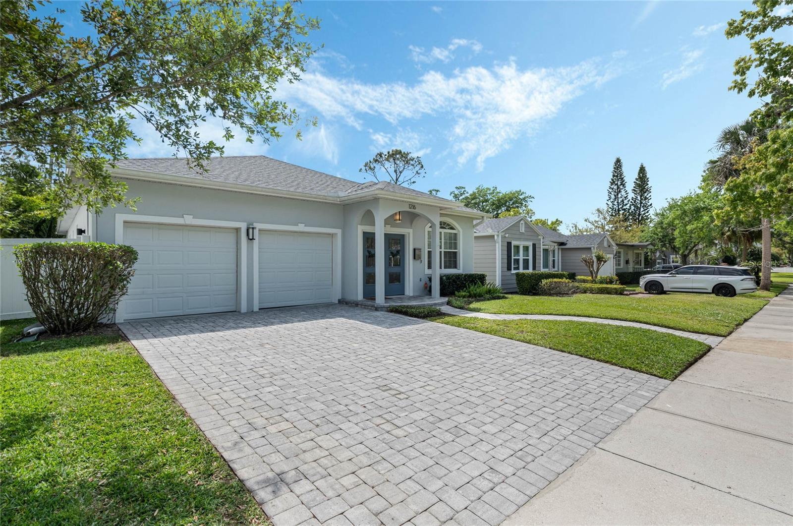 Property Photo:  1216 W Yale Street  FL 32804 
