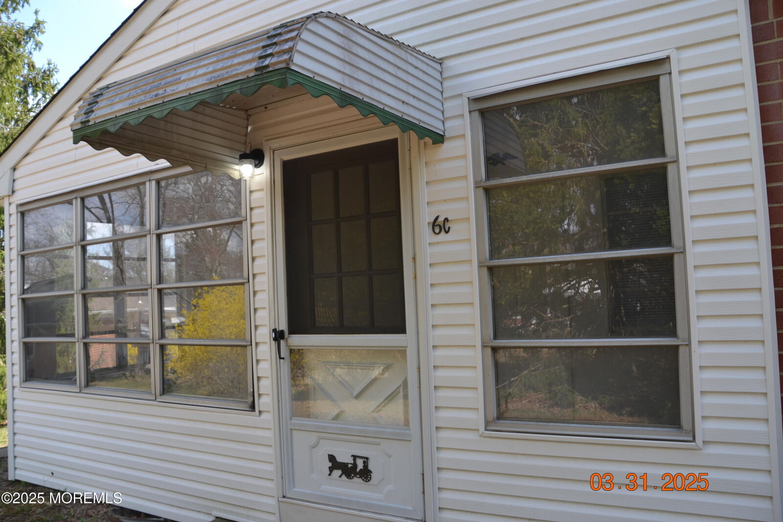 Property Photo:  6 Wintergreen Lane  NJ 08759 