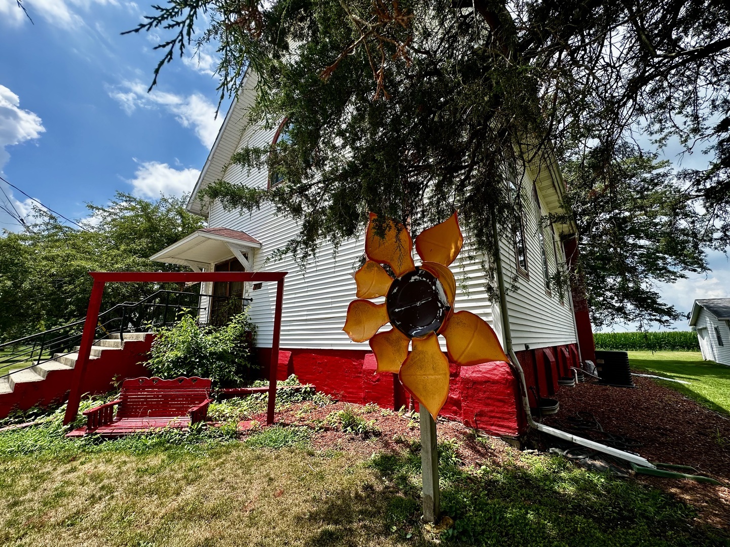 Property Photo:  269 Chicago Street  IL 61735 