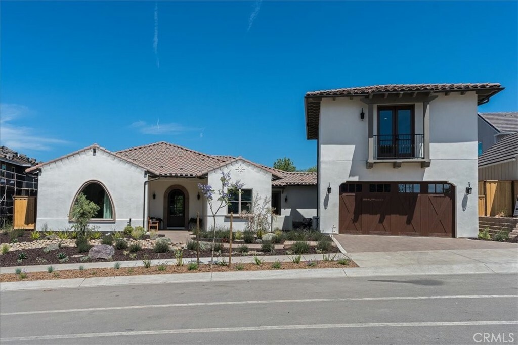 Property Photo: 1450 Parsons Way CA 93401