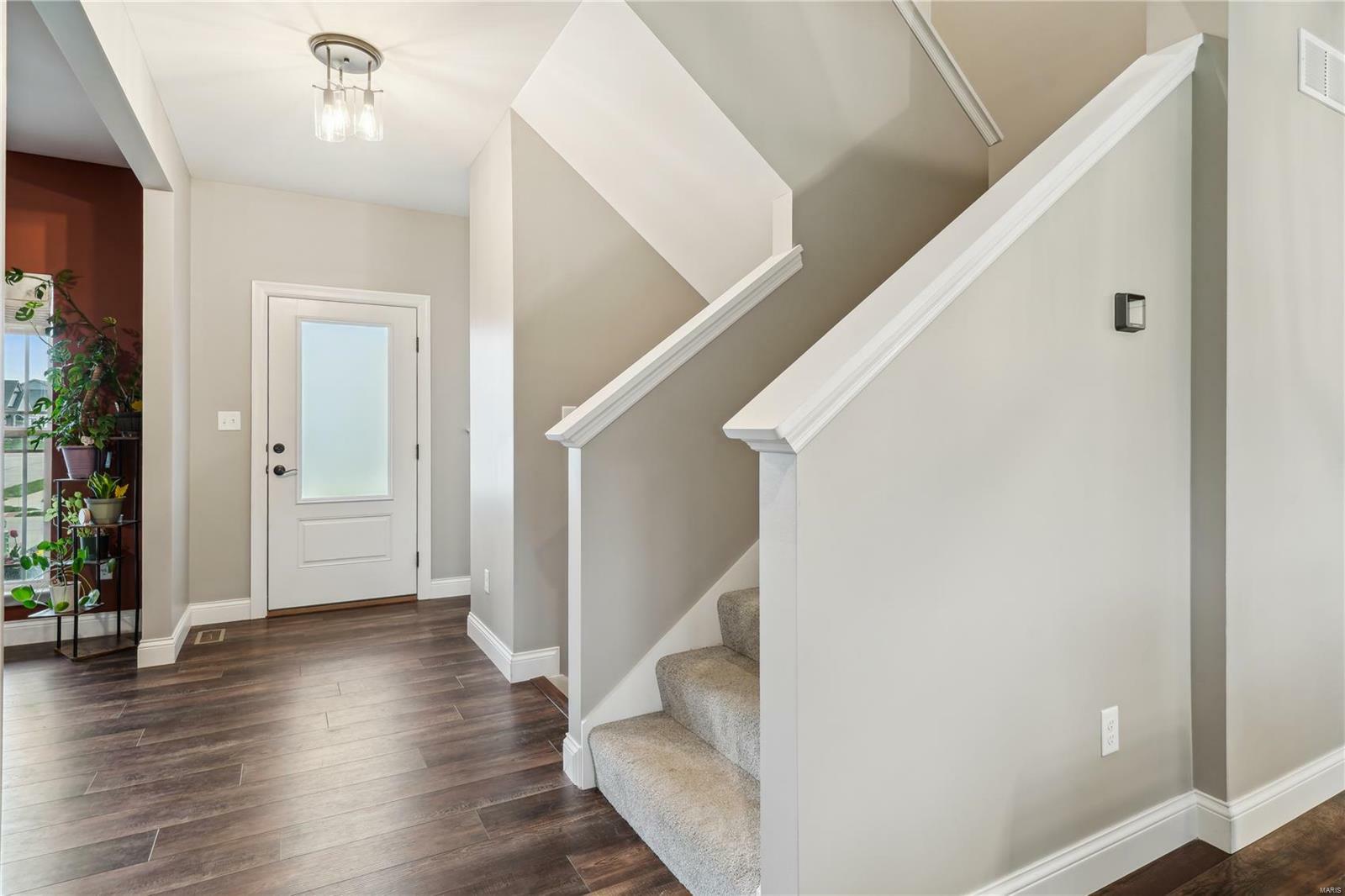 Property Photo: 114 Palais Court MO 63301