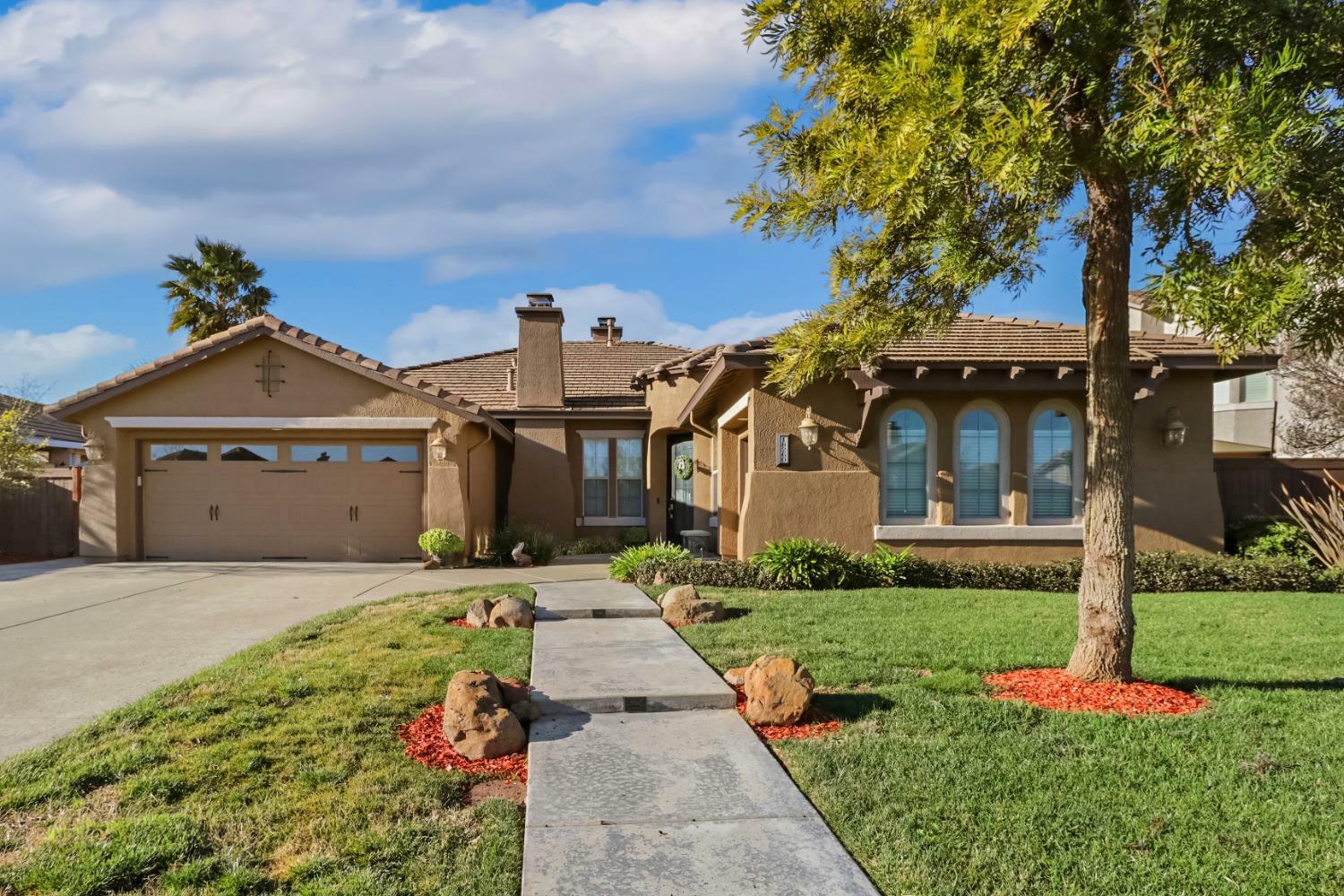 Property Photo: 18260 Gadwall Street CA 95695